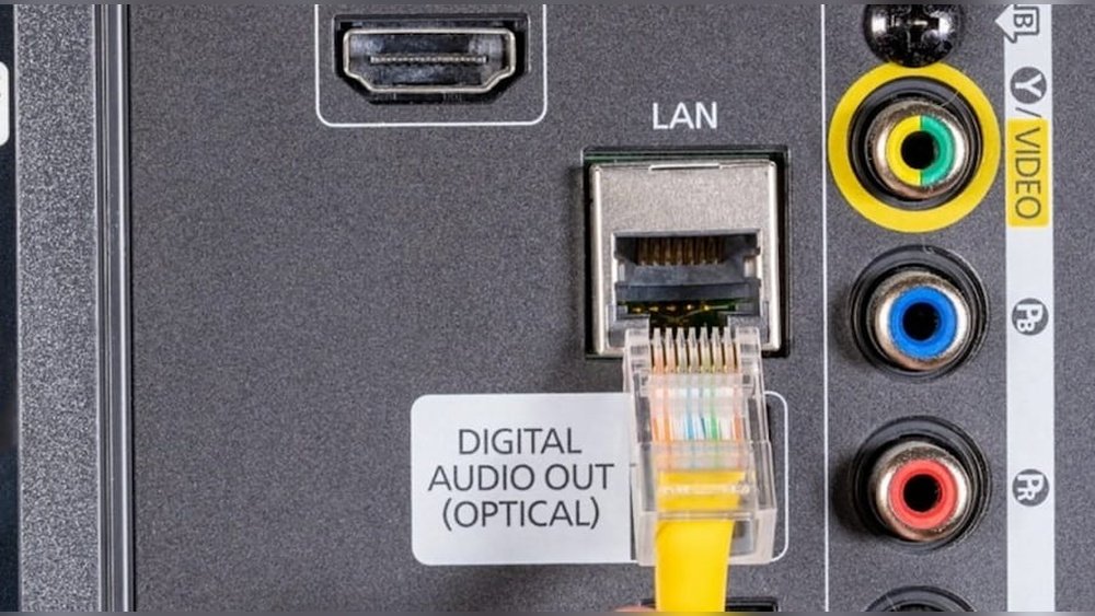 how to connect smart TV to wired internet